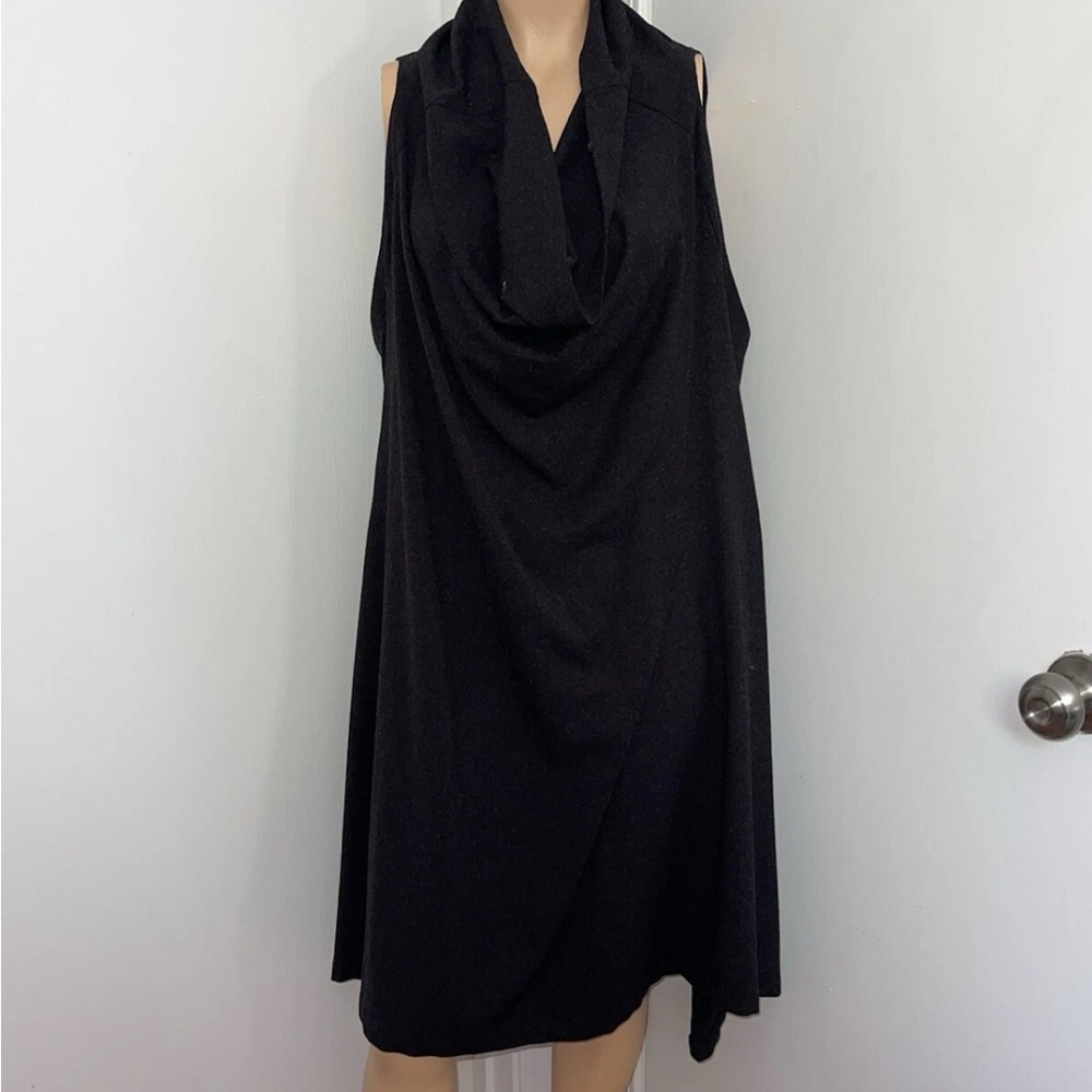 Moyuru Asymmetrical draped neck Black Dress size m medium